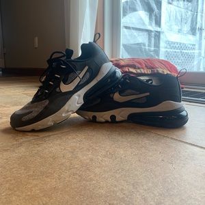 Nike Air Max 270 React